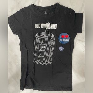 Doctor Who tshirt, with 2 pins. Gently worn.Ripple Junction medium.